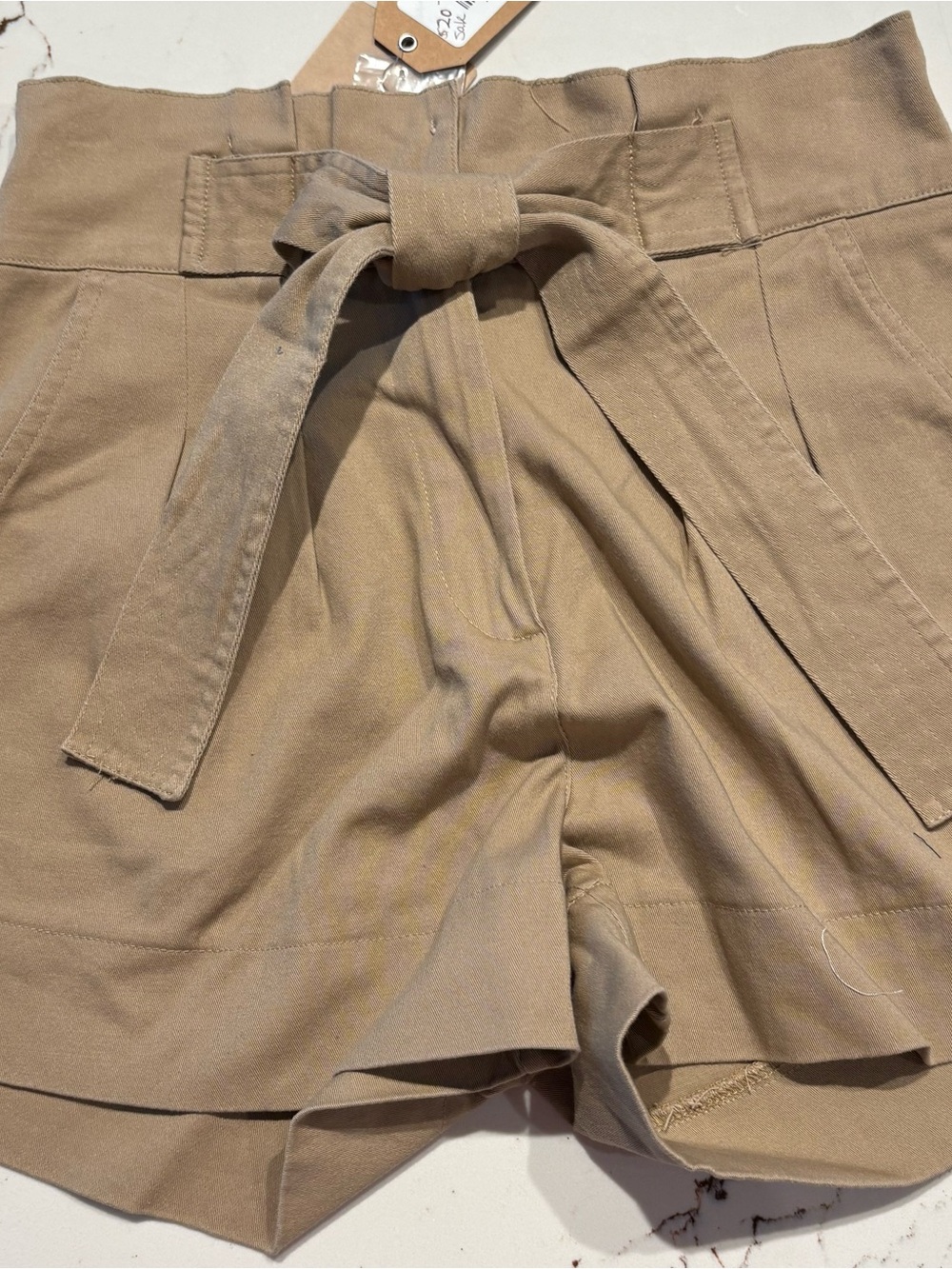 Blu Pepper High-Waist Tie-Front Shorts in Tan Size M
